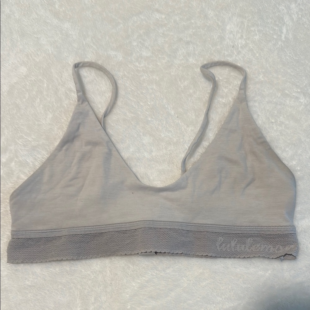 lululemon athletica Green, White and Pink Seamless Bras Intimates - Picture 8 of 11